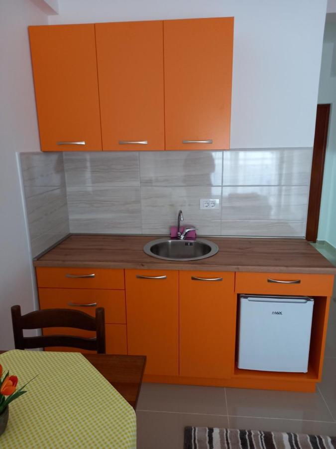 Apartman Savic Plus Lägenhet Bar Exteriör bild